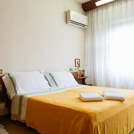 Hotell G. Capitol 4*